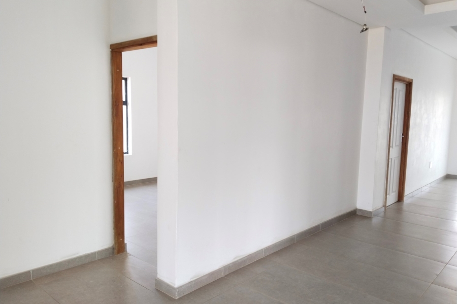 7 Bedroom Property for Sale in Gateway Manor North West